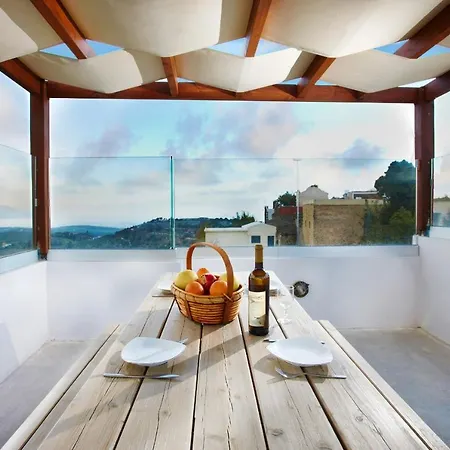 Villa Discrete Archontiki *